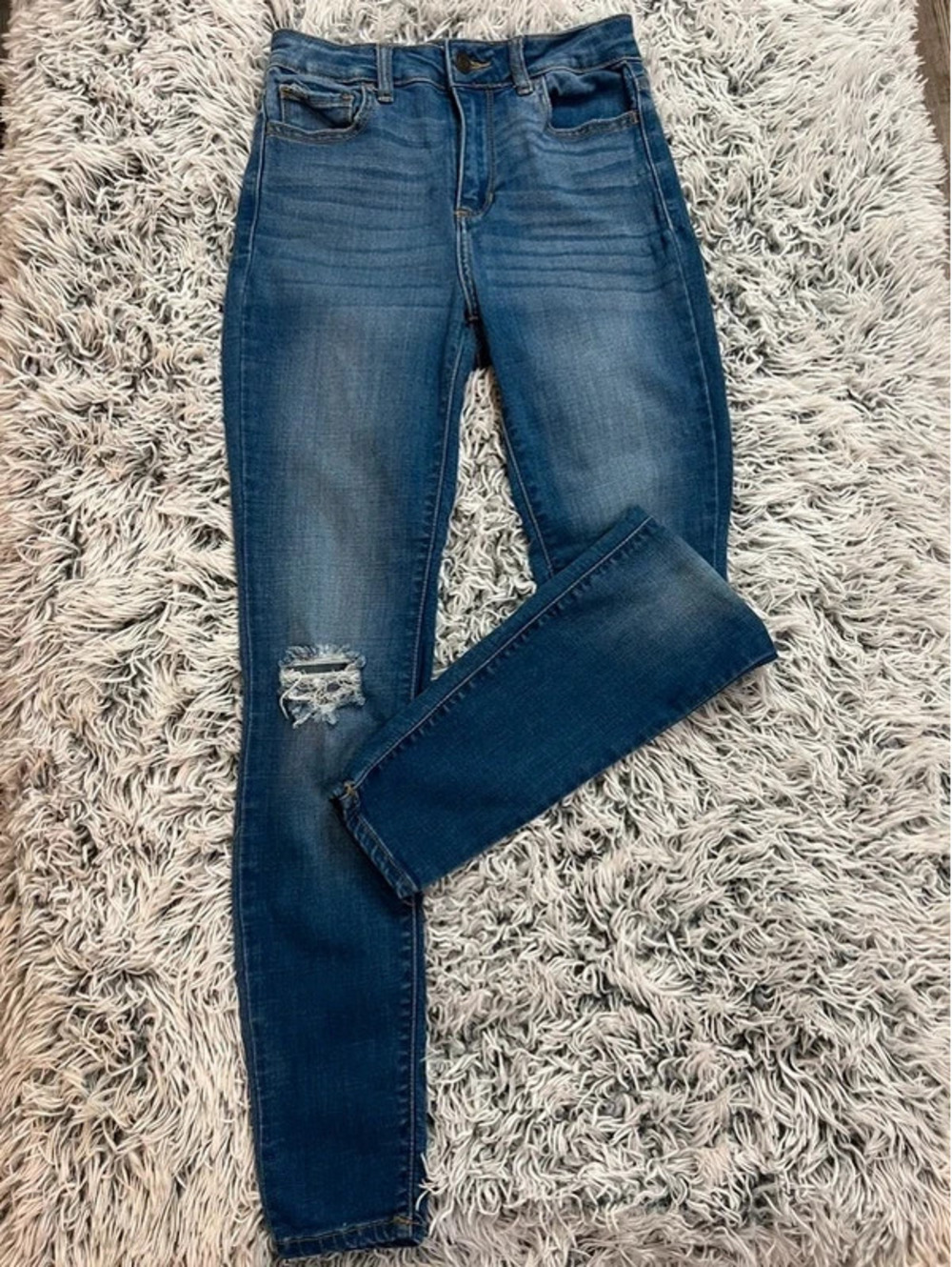 Cello Medium Wash Distressed Skinny Jeans Stretch Denim High Rise